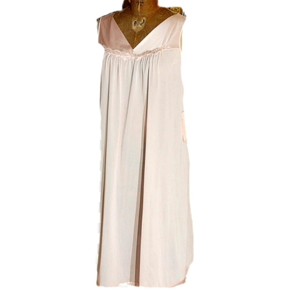 VTG NWT Vanity Fair pink night gown chemise